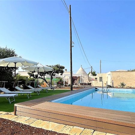 Вилла Oasi Del Trullo Остуни Экстерьер фото
